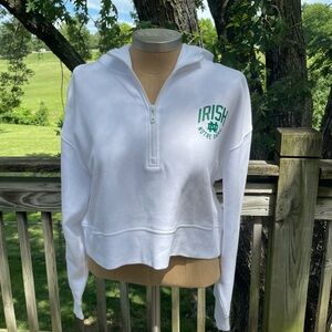 NWT Women’s Notre Dame Under Armour crop hoodie XL